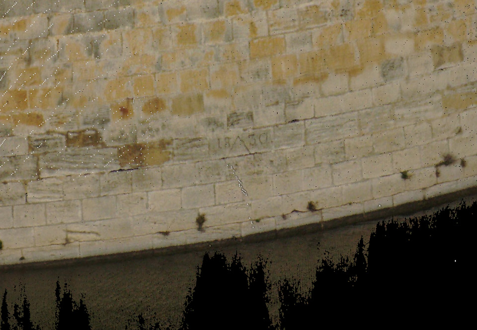 #emBehavior13IdCaption3 Photo-3